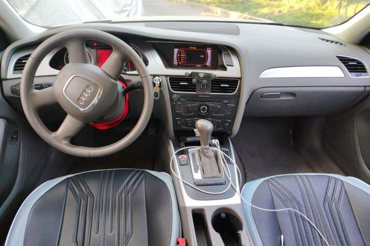 Used Audi A4L 2011 2.0 TFSI Standard Model