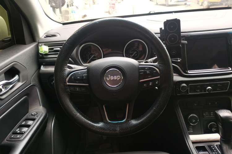 Used Jeep Grand Commander 2018 2.0T Four-Wheel Drive Prestige Edition China V Steering Wheel