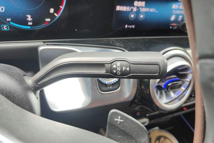 Used Mercedes-Benz GLB 2023 GLB 220 Fashion Model Gear Lever