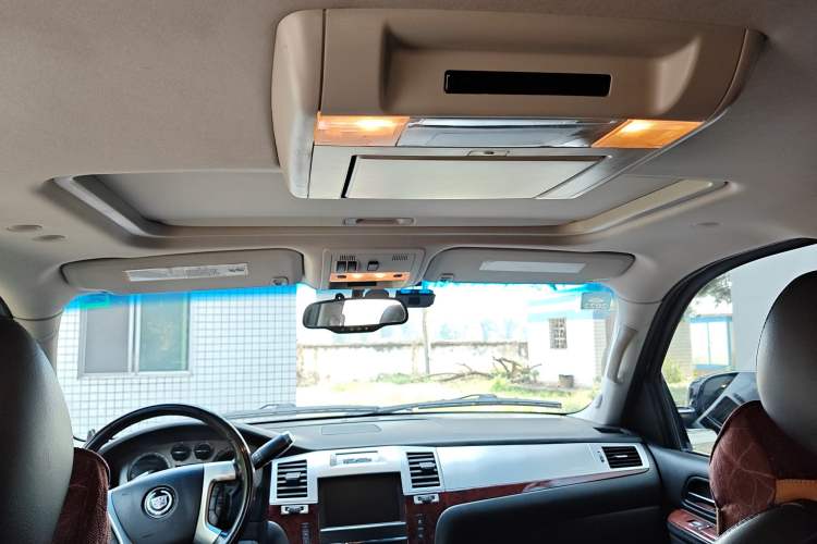 Used Cadillac Escalade 2010 6.0 Hybrid
