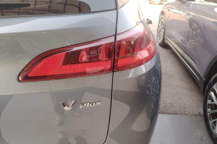 Used AION V 2024 Plus 70 Star Edition Lithium Iron Phosphate
