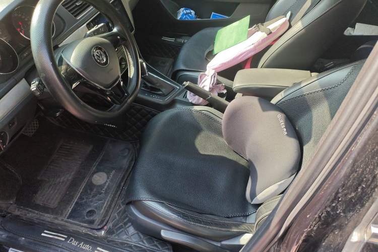 Used Volkswagen Lavida 2015 230TSI DSG Comfort Edition Left Front Seat