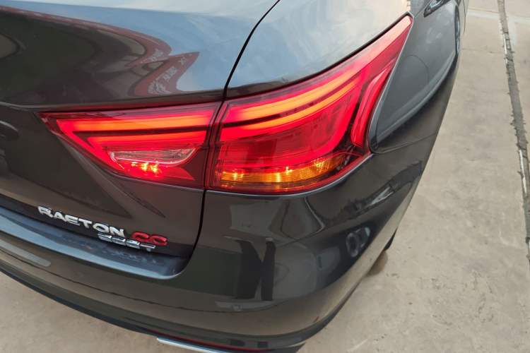 Used Changan Ruicheng CC 2022 Blue Whale Edition 1.5T DCT Luxury Model
