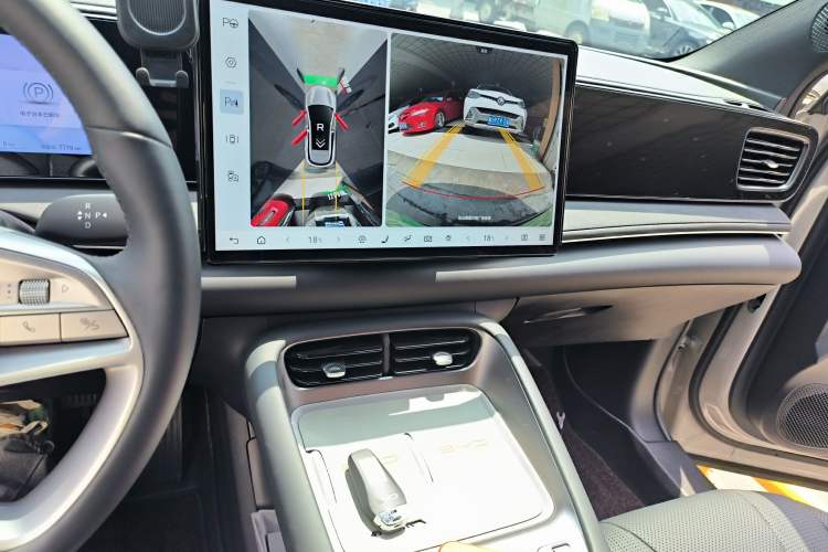 Used BYD Sealion 06 New Energy 2025 Model DM-i 170 Navigation Pro Edition