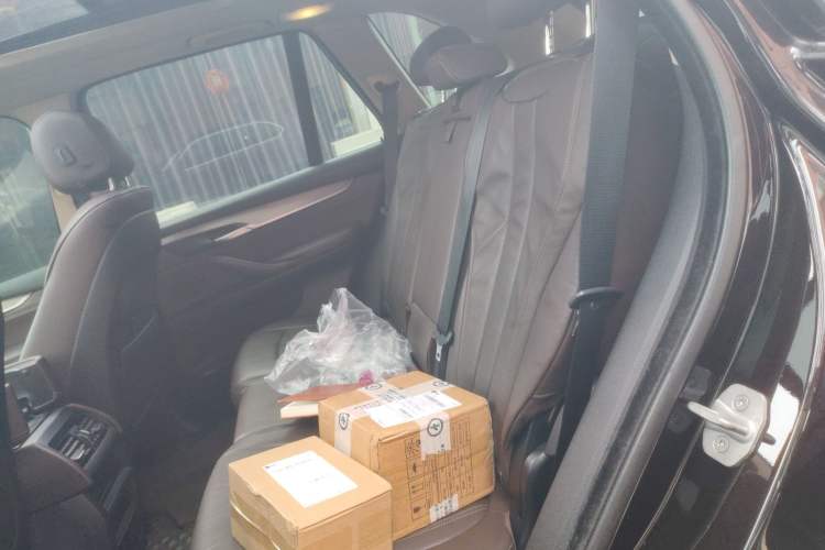 Used BMW X5 2014 xDrive30d
