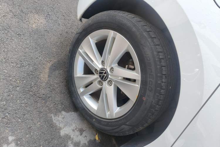 Used Volkswagen Golf 2023 200TSI DSG Exterior 5