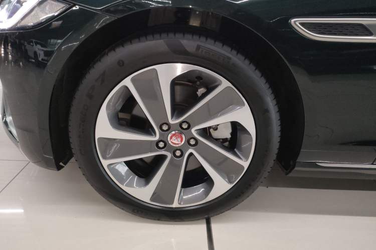 Used Jaguar XFL 2023 XFL 2.0T P200 Two-Wheel-Drive Elite Luxury Edition