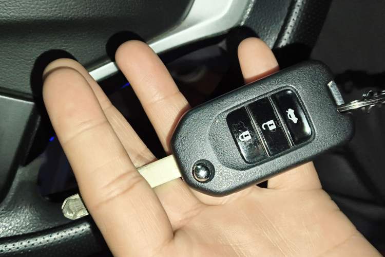 Used Honda Crider 2013 1.8L automatic comfort version