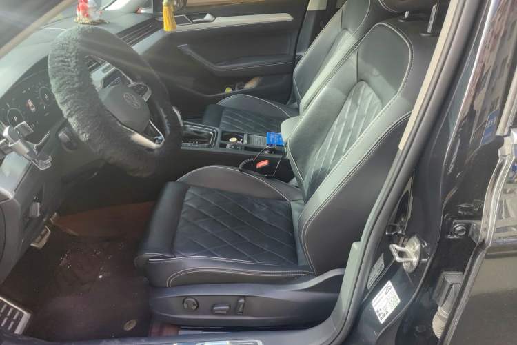 Used Volkswagen Magotan GTE Plug-in Hybrid 2022 GTE Luxury Model Left Front Seat