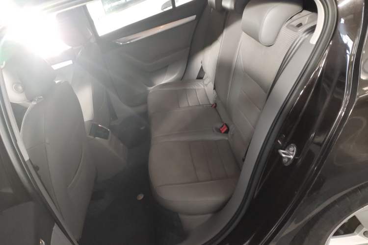 Used Skoda Octavia 2015 1.6L Manual Yijie Edition
