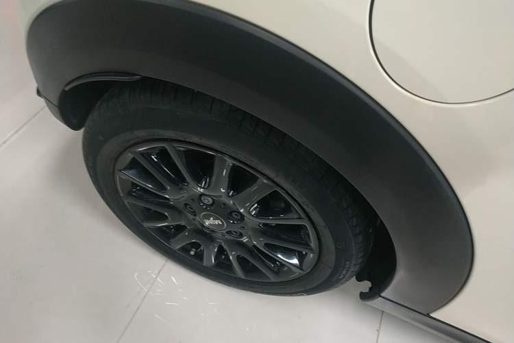 Used MINI 2019 1.5T ONE PLUS Right Rear Wheel Hub