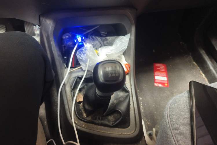 Used Wuling Hongguang V 2019 1.5L Jingqu Version China VI LAR Gear Lever