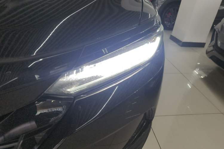 Used Honda Breeze 2021 240TURBO CVT Two-Wheel Drive Smart Enjoyment Version Left Front Headlight