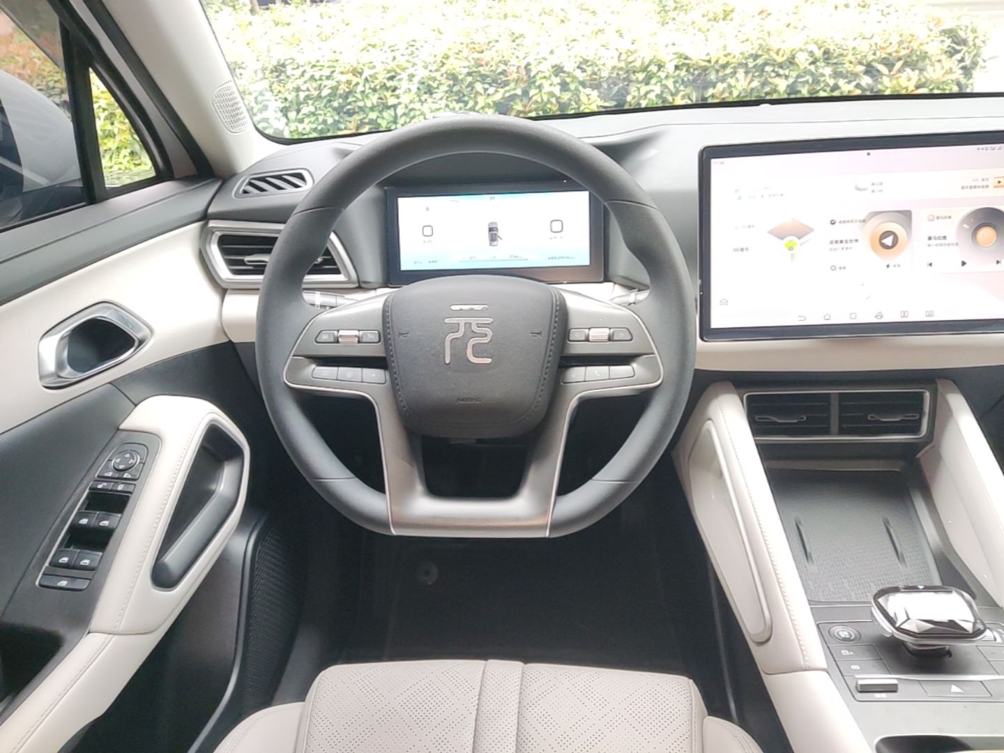 BYD Yuan UP 2024 401KM Leading Edition — снимка 13