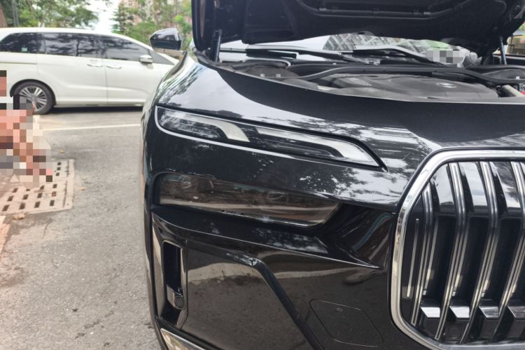 Used BMW 7 Series 2023 735Li M Sport Package