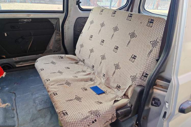 Used Wuling Rongguang 2014 1.2L S Base Model