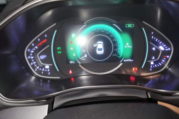 Used Hyundai Lafesta 2019 280TGDi Sport Edition China VI Odometer Close Up