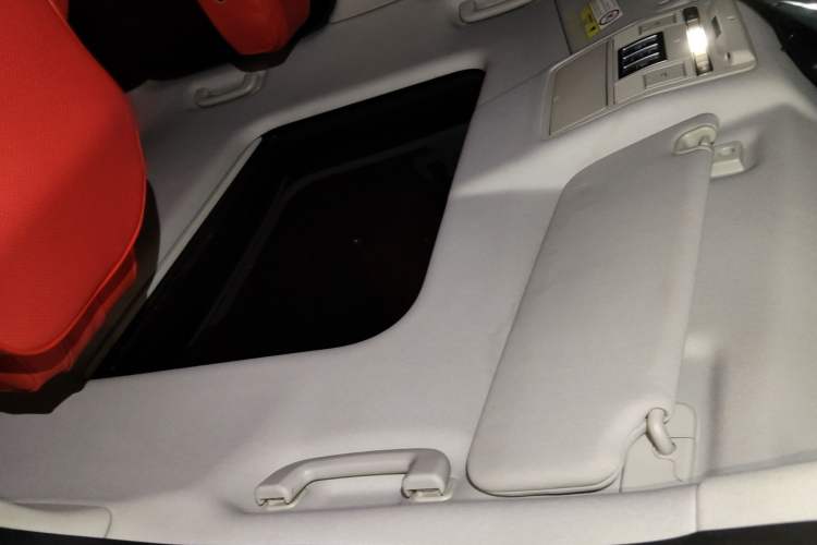 Used Land Rover Discovery 2018 3.0 SC V6 SE Headliner