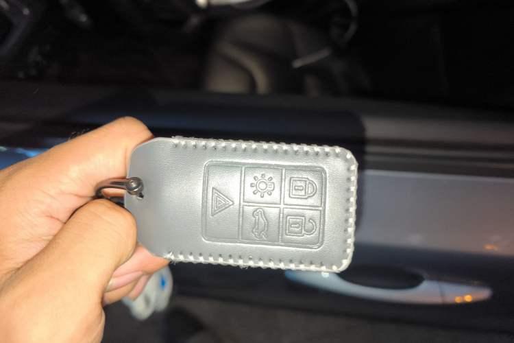 Used Volvo V40 2019 T3 Zhiyi Edition
