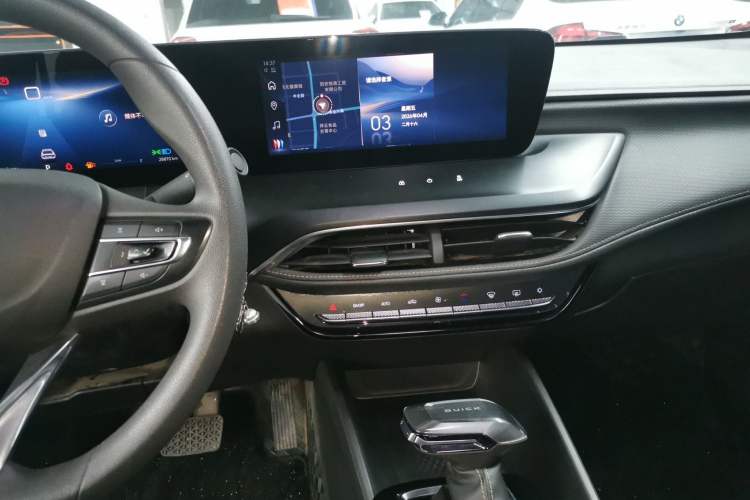 Used Buick Verano 2023 Pro Enjoyment Edition Audio And AC Panel