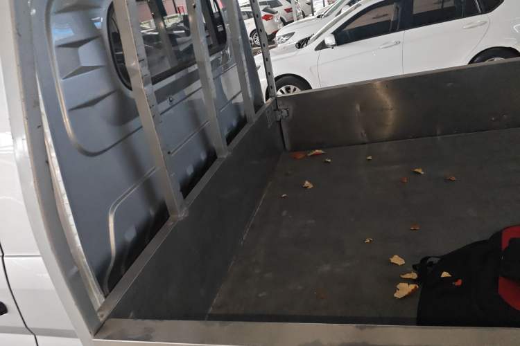 Used Wuling Rongguang New Truck 2021 1.8L Base Model Single-Row Double Rear Wheels LJ479Q6