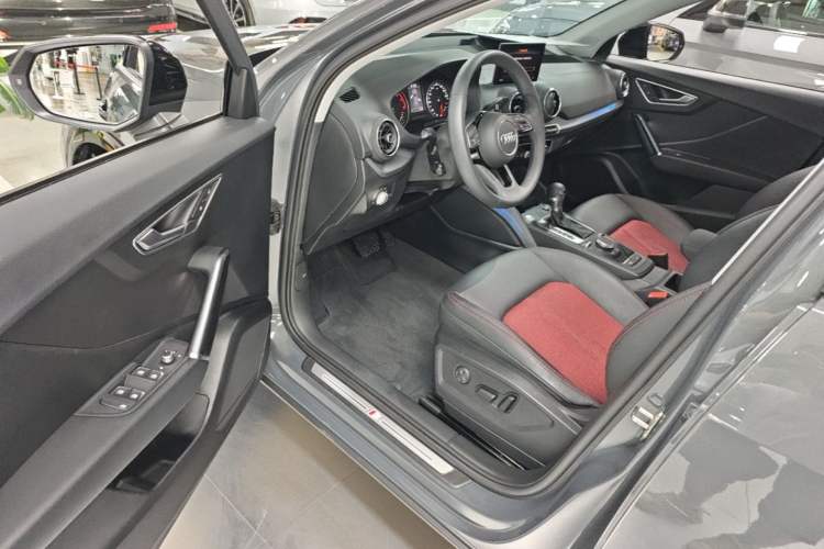 Used Audi Q2L 2021 35 TFSI Fashion Dynamic Model

