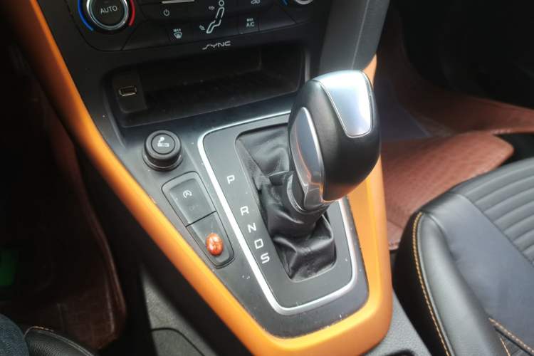 Used Ford Focus 2015 Hatchback EcoBoost 180 Automatic Sport Model
