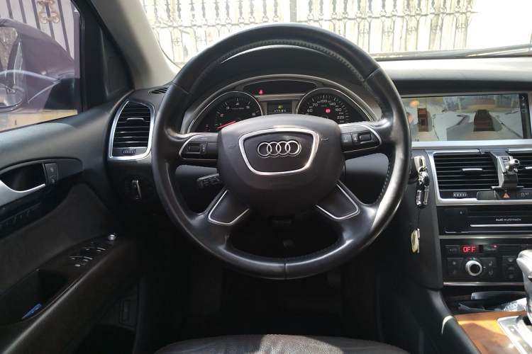 Used Audi Q7 2015 35 TFSI Ambition Edition
