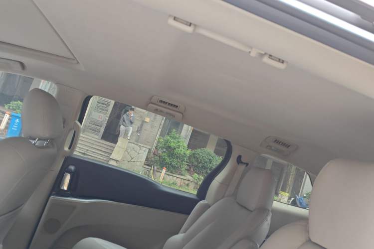 Used Buick GL8 2014 2.4L CT Luxury Business Comfort Edition Headliner