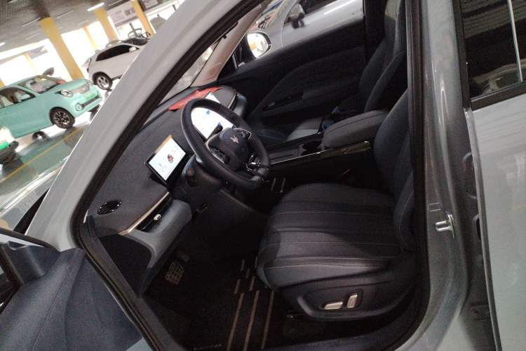 Used ARCFOX T1 2025 Model 425 PRO