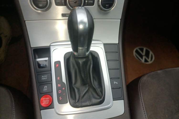 Used Volkswagen Magotan (Import) 2012 Travel Edition 2.0 TSI Comfort Version
