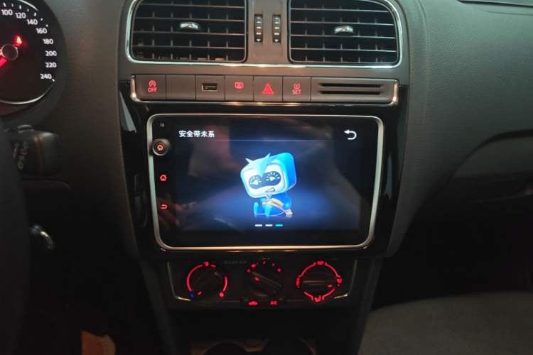 Used Volkswagen Polo 2018 1.5L Automatic Enjoyment Model Audio And AC Panel