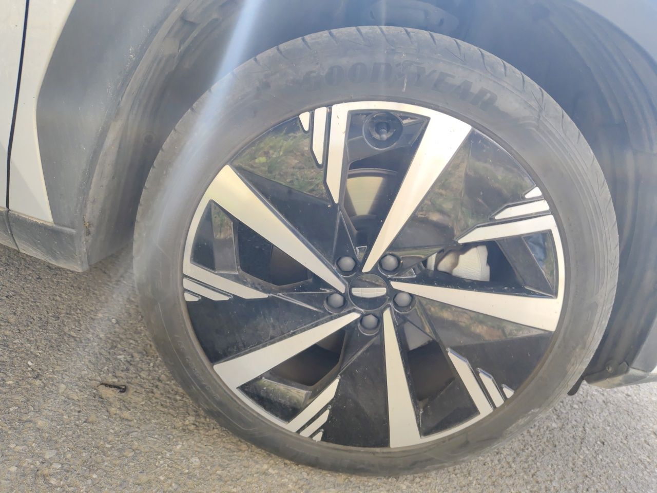 Geely Auto FX11 2023 2.0TD DCT Flagship Version — снимка 8