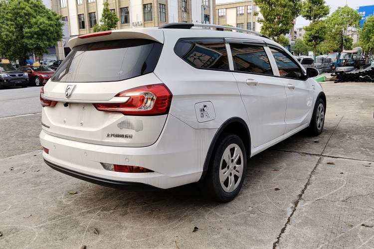 Used Baojun 310W 2017 1.5L Manual Comfort Version China V Rear Right 45 Deg