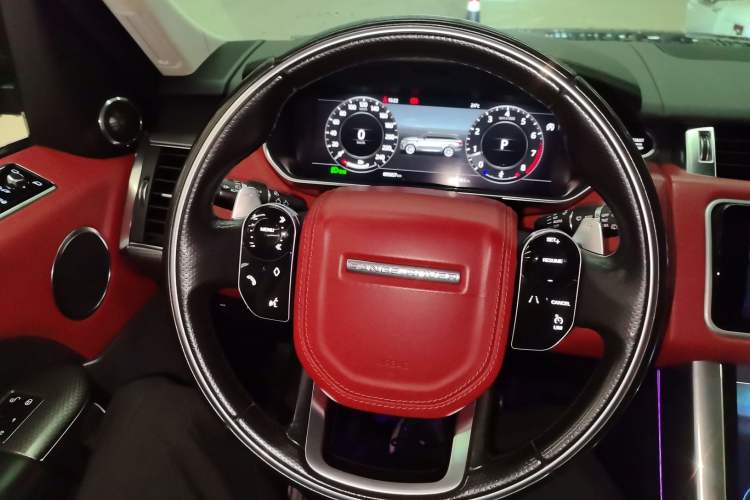 Used Land Rover Range Sport 2018 3.0 SC V6 HSE DYNAMIC Steering Wheel