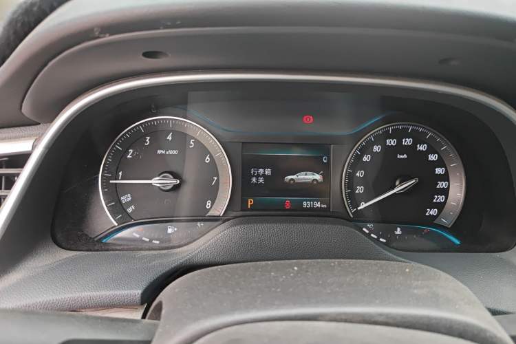 Used Buick GT 2018 15T Dual-Clutch Elite Model China V Standard Instrument Cluster