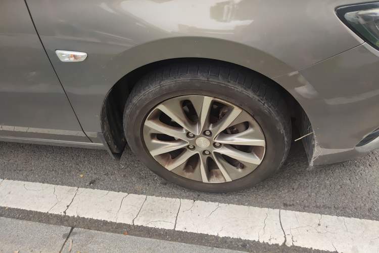 Used Buick GL6 2019 18T 6-Seater Connected Luxury Version China V Standard
