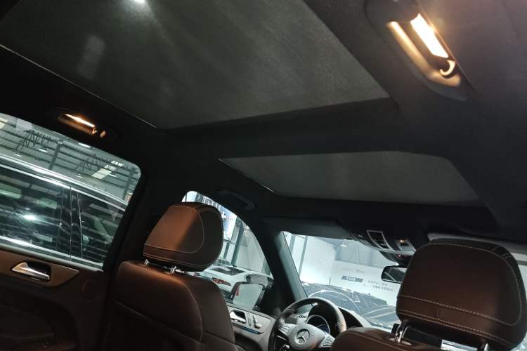 Used Mercedes-Benz GLE 2018 GLE 320 4MATIC Dynamic Edition Collector's Edition Headliner