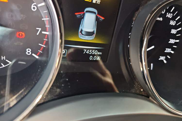 Used Nissan X-Trail 2014 2.5L CVT Luxury Edition 4WD
