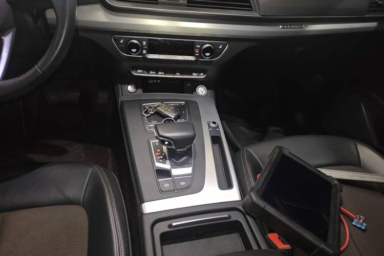 Used Audi Q5L 2018 40 TFSI Prestige Fashion Edition China VI
