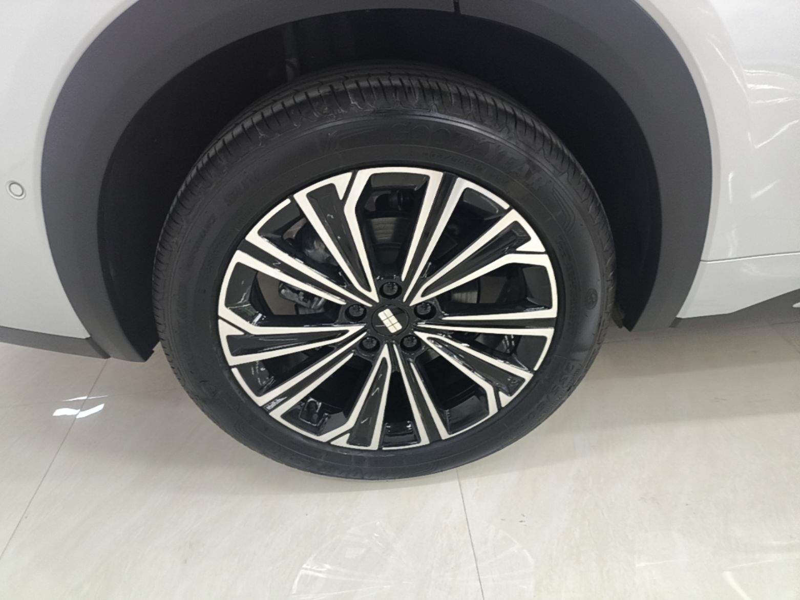 Geely Galaxy Xingjian 7 EM-i 2026 Model 135km Starship Version — снимка 11