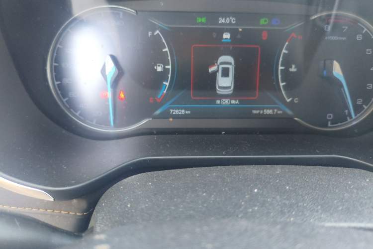 Used CHANGAN OSHAN COS1 2020 1.5T Manual Fashionable Smart Connectivity 7-Seater