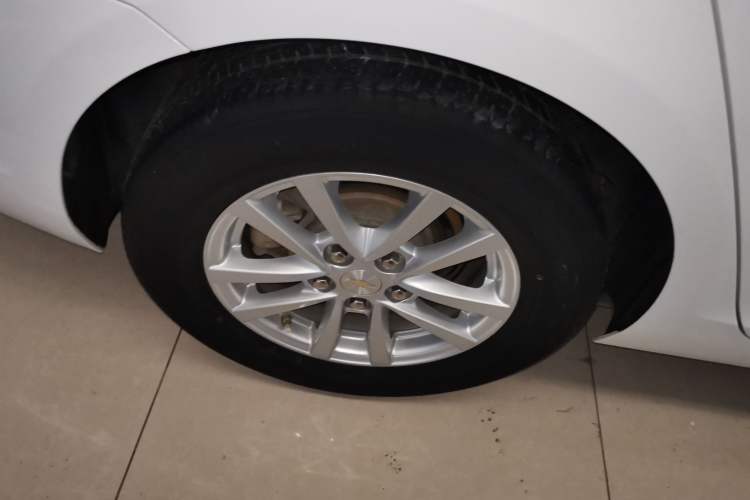 Used Chevrolet Malibu 2018 530T Automatic Fashion Edition Right Rear Wheel Hub