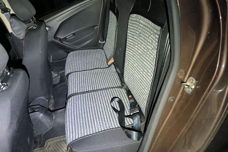 Used Peugeot 301 2014 1.6L Automatic Comfort Edition
