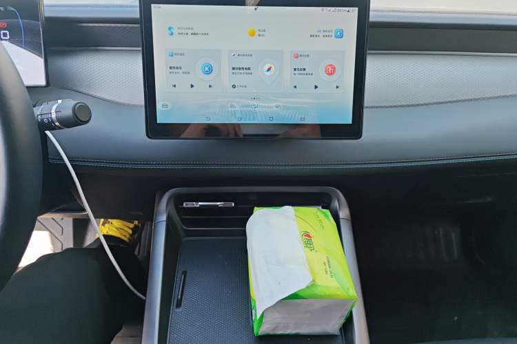 Used BYD Qin PLUS 2025 DM-i Smart Drive 55KM Leading Model Audio And AC Panel