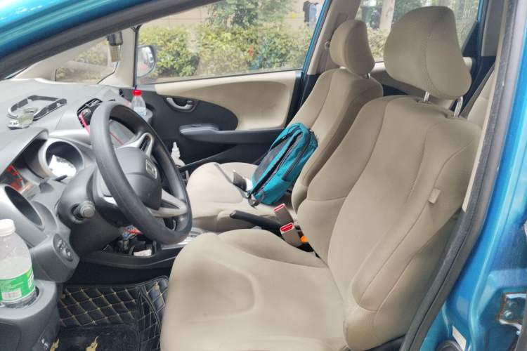 Used Honda Fit 2011 1.5L Automatic Luxury Edition