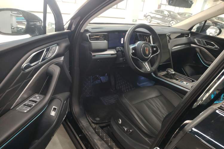 Used Hongqi HS7 PHEV 2024 2.0T PHEV Four-Wheel Drive Flagship Edition 6 Seats Driver Seat