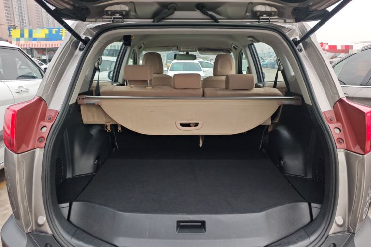 Used Toyota RAV4 2015 2.0L Manual Two-Wheel Drive Urban Edition