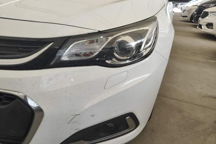 Used Chevrolet Malibu 2018 530T Automatic Luxury Edition Left Front Headlight