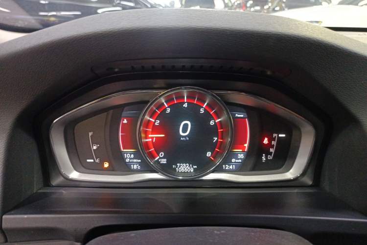 Used Volvo V60 2015 T5 Zhiya Edition